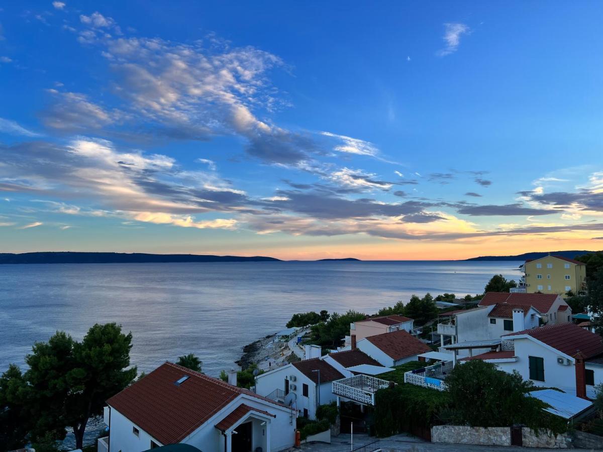 Apartment Luxury Beachfront Carlisa Ciovo