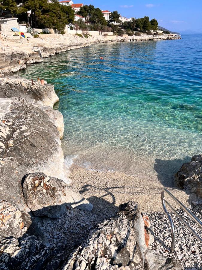 Luxury Beachfront Carlisa Apartment Ciovo
