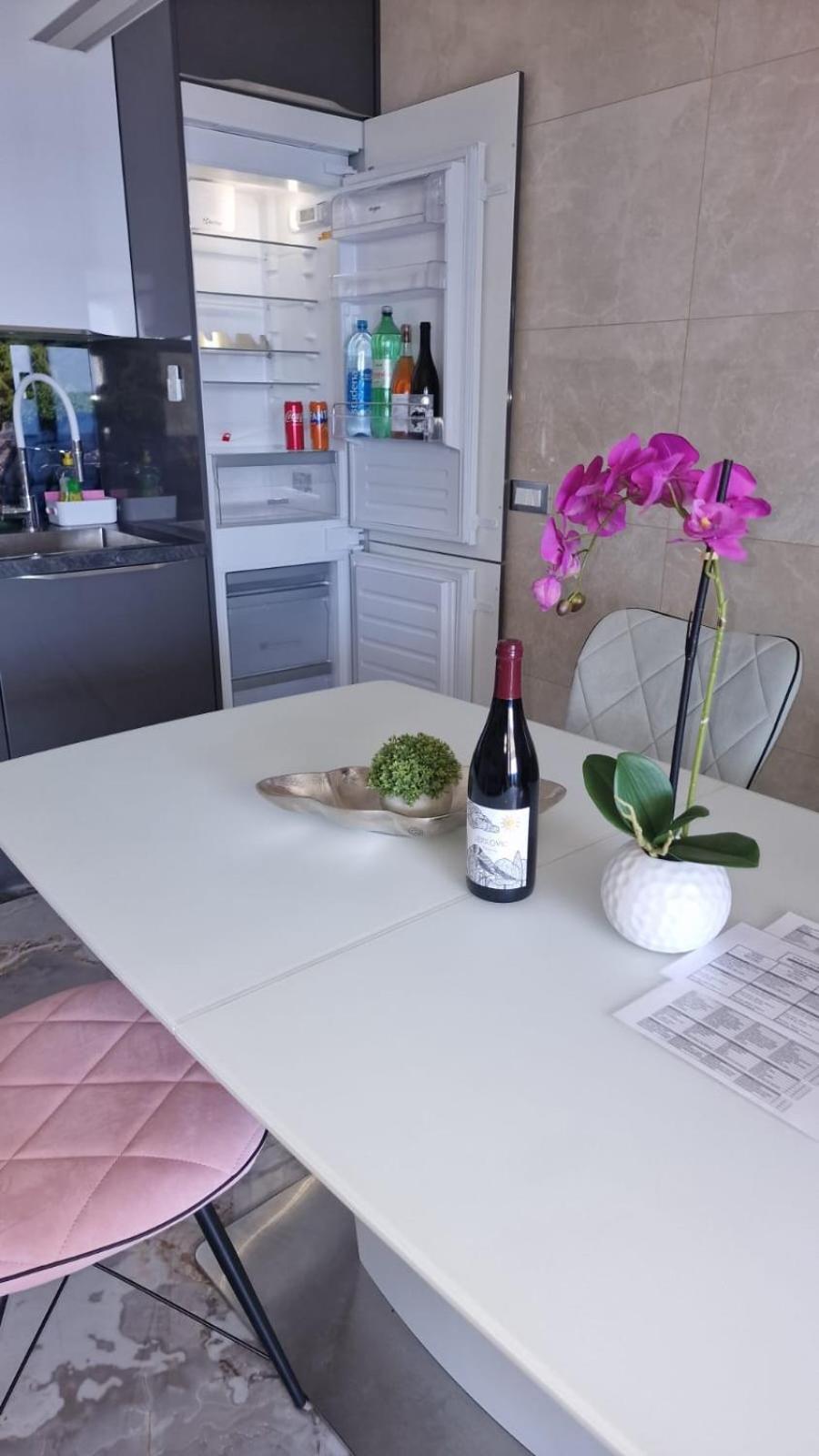 Apartment Luxury Beachfront Carlisa